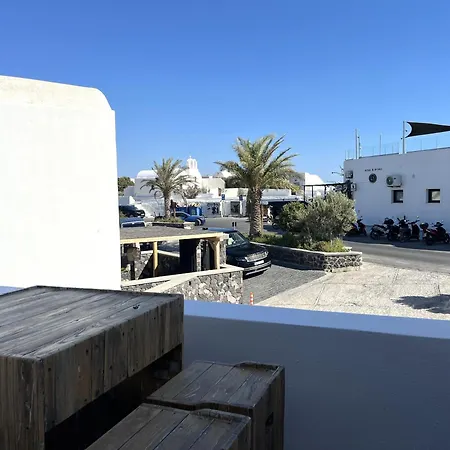 Heights * Oia